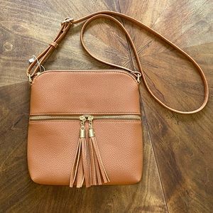 Crossbody purse